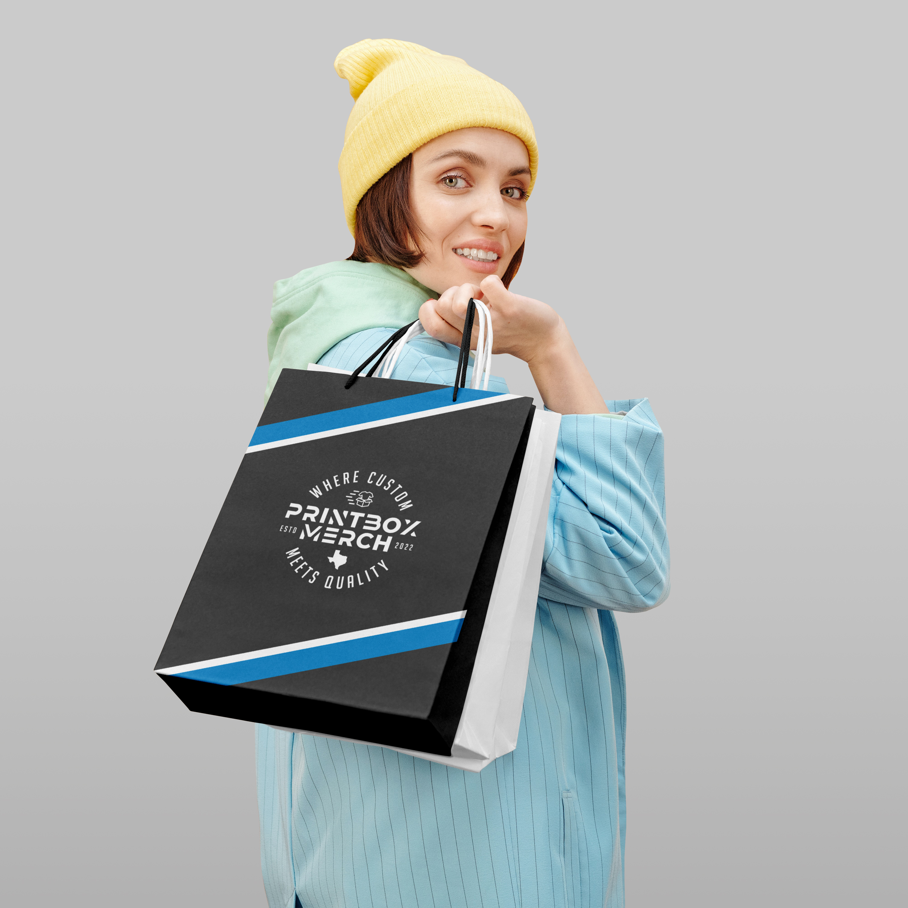 Woman holding Printbox bag